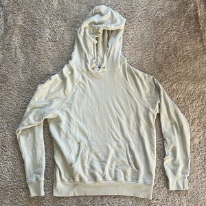 Les tiens hoodie small worn a few times!